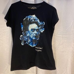 Frida Kahlo tee shirt